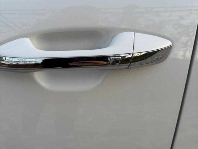 Белый Киа Оптима, объемом двигателя 1.6 л и пробегом 35 тыс. км за 8800 $, фото 6 на Automoto.ua