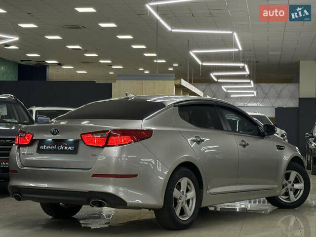 Бежевый Киа Оптима, объемом двигателя 2.36 л и пробегом 209 тыс. км за 9999 $, фото 6 на Automoto.ua