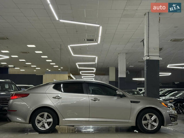Бежевый Киа Оптима, объемом двигателя 2.36 л и пробегом 209 тыс. км за 9999 $, фото 5 на Automoto.ua