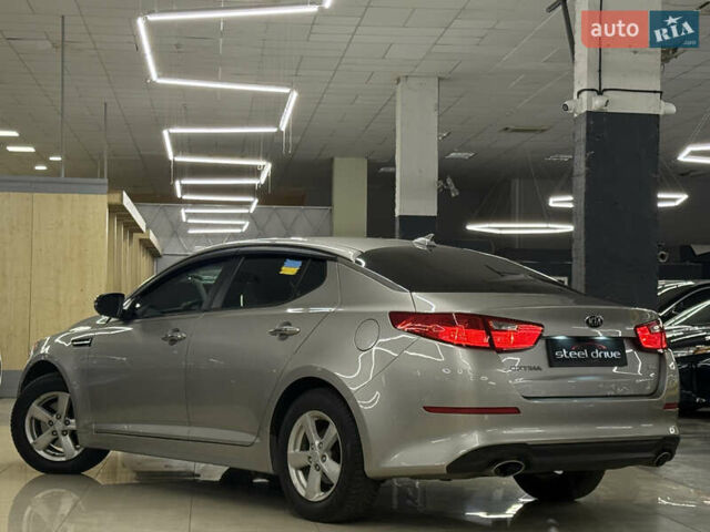 Бежевый Киа Оптима, объемом двигателя 2.36 л и пробегом 209 тыс. км за 9999 $, фото 10 на Automoto.ua