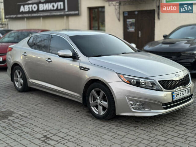 Бежевый Киа Оптима, объемом двигателя 2.4 л и пробегом 155 тыс. км за 7700 $, фото 1 на Automoto.ua