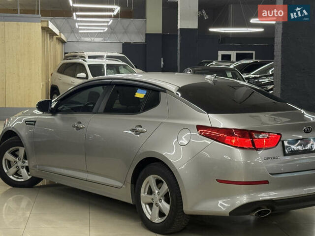 Бежевый Киа Оптима, объемом двигателя 2.36 л и пробегом 209 тыс. км за 9999 $, фото 11 на Automoto.ua