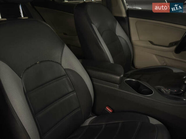 Бежевый Киа Оптима, объемом двигателя 2.36 л и пробегом 209 тыс. км за 9999 $, фото 16 на Automoto.ua