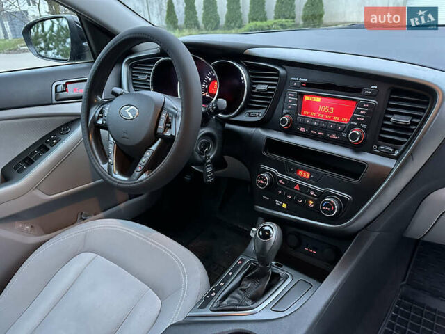 Черный Киа Оптима, объемом двигателя 2.36 л и пробегом 201 тыс. км за 7600 $, фото 38 на Automoto.ua