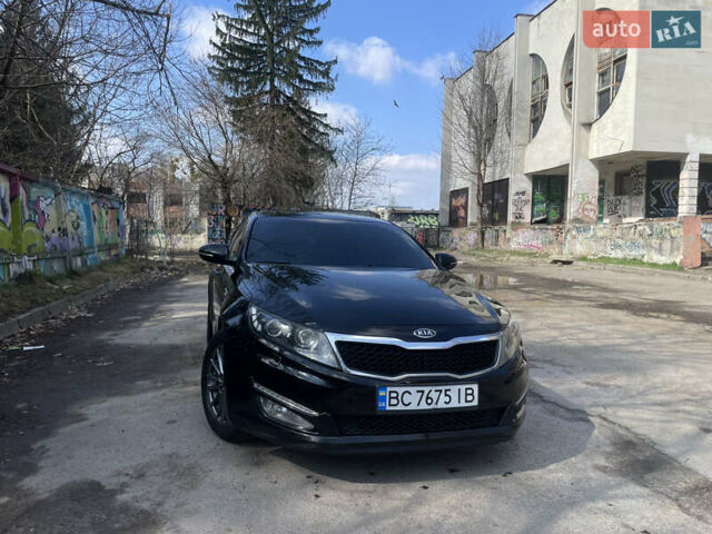 Чорний Кіа Оптіма, об'ємом двигуна 2 л та пробігом 210 тис. км за 9800 $, фото 2 на Automoto.ua