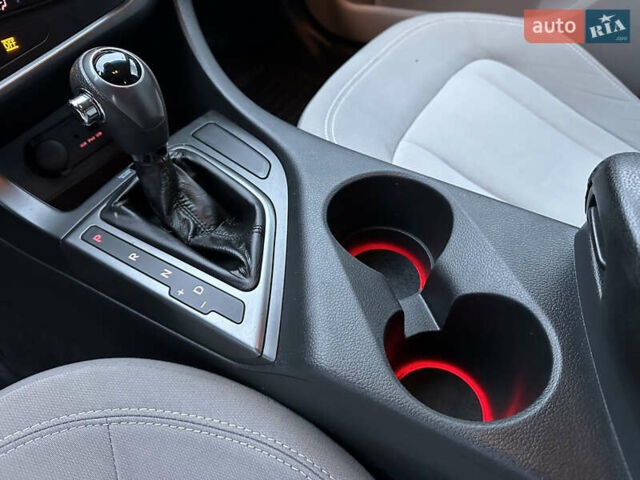 Черный Киа Оптима, объемом двигателя 2.36 л и пробегом 201 тыс. км за 7600 $, фото 26 на Automoto.ua