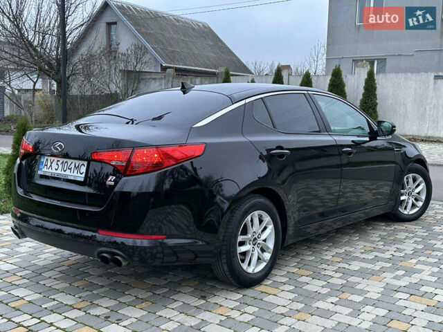 Черный Киа Оптима, объемом двигателя 2.36 л и пробегом 201 тыс. км за 7600 $, фото 9 на Automoto.ua