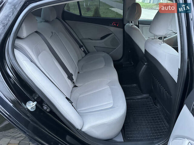 Черный Киа Оптима, объемом двигателя 2.36 л и пробегом 201 тыс. км за 7600 $, фото 33 на Automoto.ua