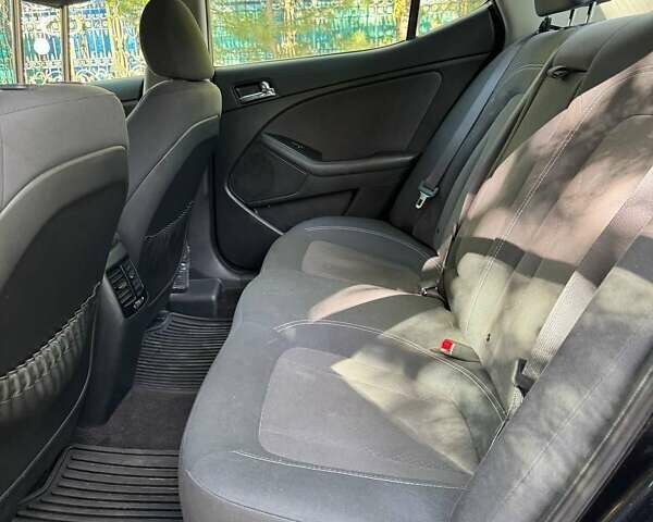 Чорний Кіа Оптіма, об'ємом двигуна 2.36 л та пробігом 160 тис. км за 8800 $, фото 11 на Automoto.ua