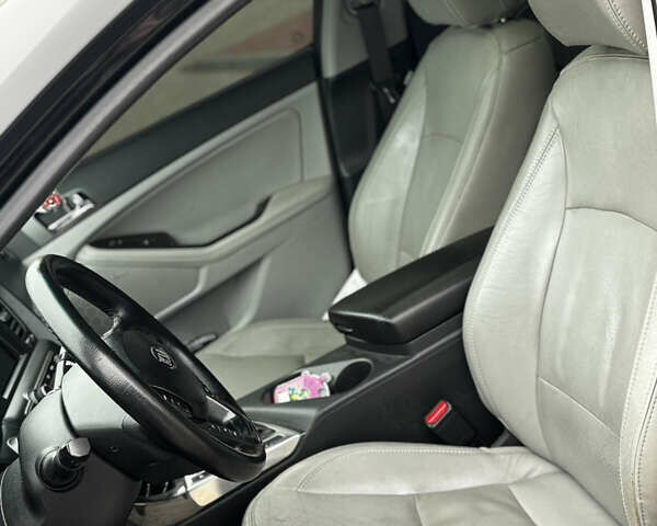 Чорний Кіа Оптіма, об'ємом двигуна 2.36 л та пробігом 206 тис. км за 6850 $, фото 27 на Automoto.ua