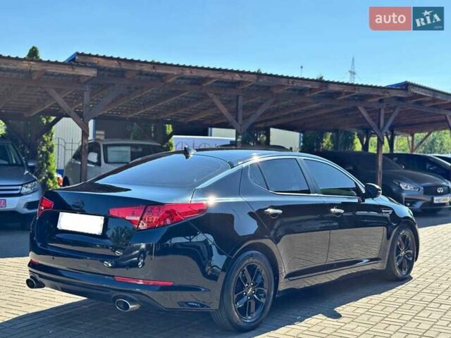 Черный Киа Оптима, объемом двигателя 0 л и пробегом 180 тыс. км за 9350 $, фото 1 на Automoto.ua