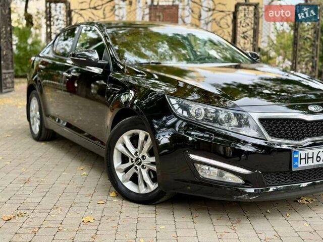 Черный Киа Оптима, объемом двигателя 2 л и пробегом 183 тыс. км за 9800 $, фото 9 на Automoto.ua