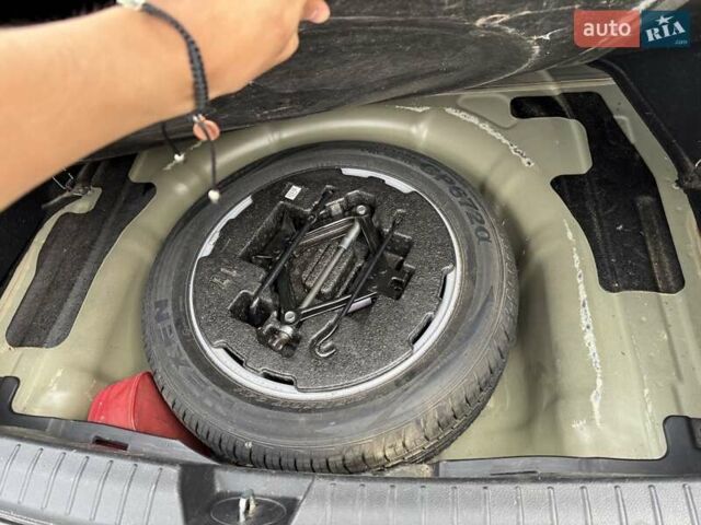 Чорний Кіа Оптіма, об'ємом двигуна 2 л та пробігом 155 тис. км за 9999 $, фото 8 на Automoto.ua