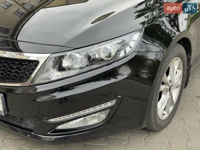 Чорний Кіа Оптіма, об'ємом двигуна 2 л та пробігом 155 тис. км за 9999 $, фото 5 на Automoto.ua