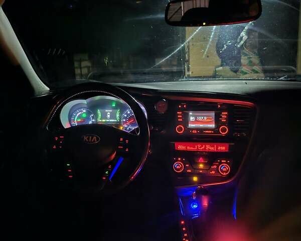 Чорний Кіа Оптіма, об'ємом двигуна 2.4 л та пробігом 256 тис. км за 8300 $, фото 8 на Automoto.ua