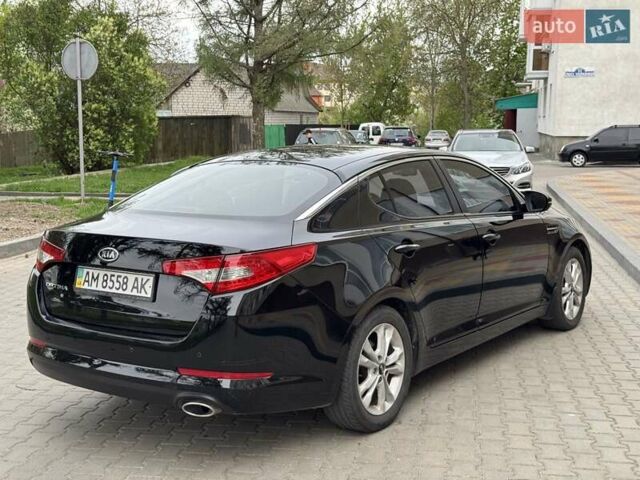 Чорний Кіа Оптіма, об'ємом двигуна 2 л та пробігом 155 тис. км за 9999 $, фото 15 на Automoto.ua