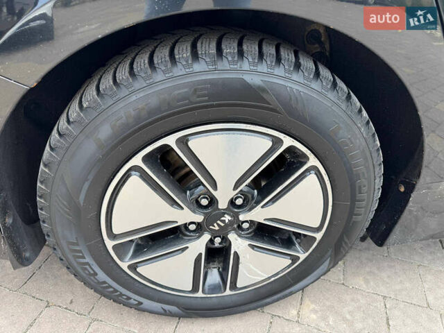 Черный Киа Оптима, объемом двигателя 2.36 л и пробегом 163 тыс. км за 8500 $, фото 17 на Automoto.ua