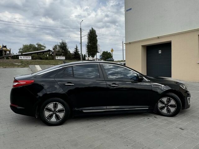 Чорний Кіа Оптіма, об'ємом двигуна 0 л та пробігом 180 тис. км за 7496 $, фото 3 на Automoto.ua