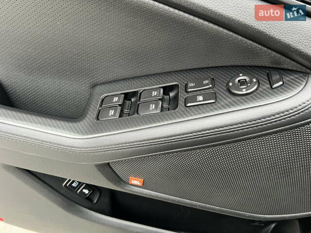 Черный Киа Оптима, объемом двигателя 2 л и пробегом 185 тыс. км за 10200 $, фото 11 на Automoto.ua