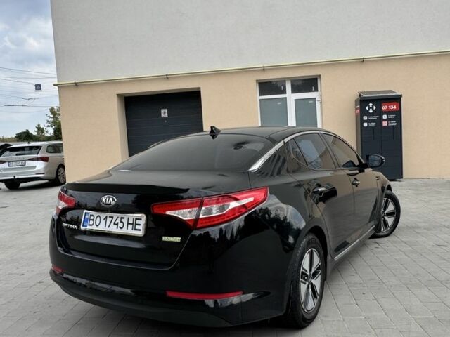 Чорний Кіа Оптіма, об'ємом двигуна 0 л та пробігом 180 тис. км за 7496 $, фото 1 на Automoto.ua