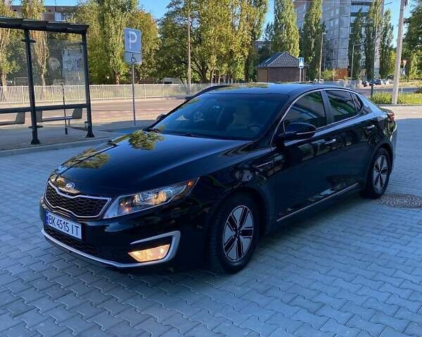 Черный Киа Оптима, объемом двигателя 2.36 л и пробегом 260 тыс. км за 7700 $, фото 6 на Automoto.ua