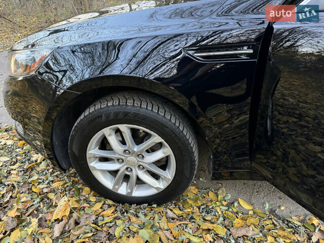 Черный Киа Оптима, объемом двигателя 2.4 л и пробегом 166 тыс. км за 8600 $, фото 3 на Automoto.ua