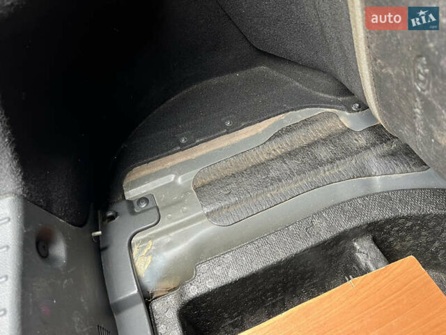 Чорний Кіа Оптіма, об'ємом двигуна 0 л та пробігом 160 тис. км за 10700 $, фото 54 на Automoto.ua