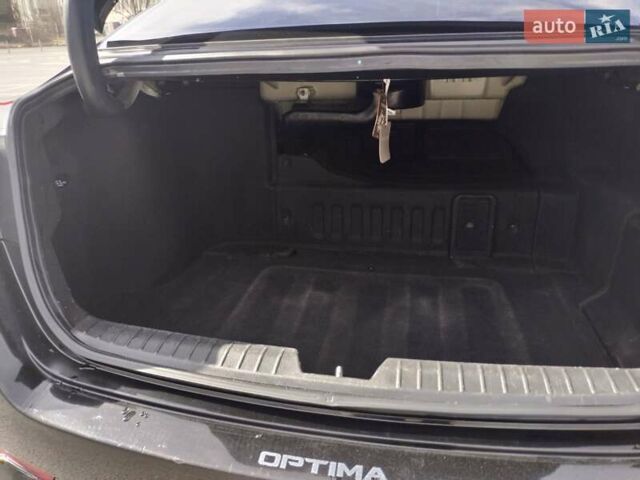 Чорний Кіа Оптіма, об'ємом двигуна 2.36 л та пробігом 119 тис. км за 12500 $, фото 20 на Automoto.ua