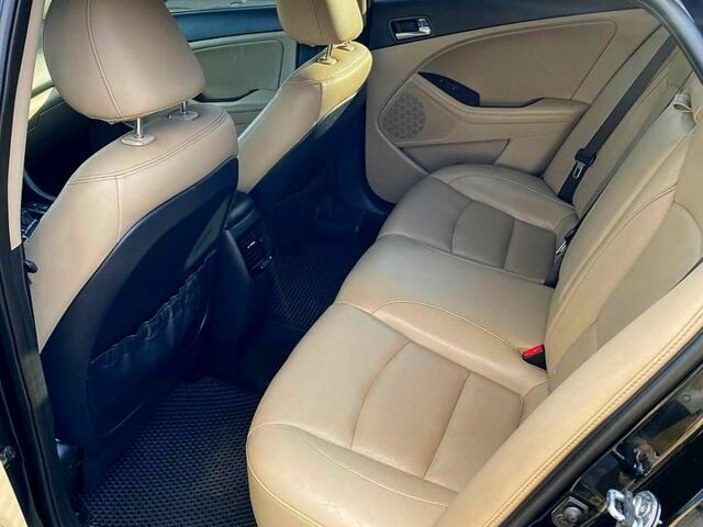 Чорний Кіа Оптіма, об'ємом двигуна 2.4 л та пробігом 210 тис. км за 9000 $, фото 5 на Automoto.ua