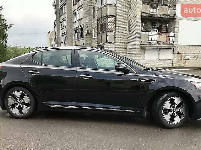 Черный Киа Оптима, объемом двигателя 2.36 л и пробегом 300 тыс. км за 7400 $, фото 10 на Automoto.ua