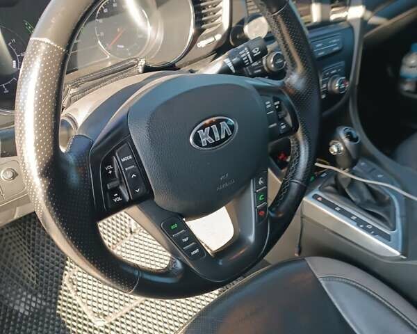 Чорний Кіа Оптіма, об'ємом двигуна 2.36 л та пробігом 409 тис. км за 7200 $, фото 28 на Automoto.ua