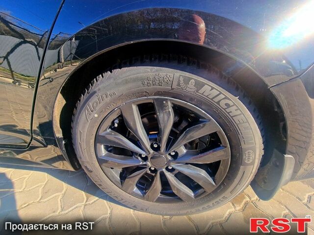 Чорний Кіа Оптіма, об'ємом двигуна 2.4 л та пробігом 210 тис. км за 9000 $, фото 4 на Automoto.ua