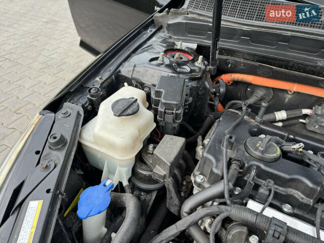 Черный Киа Оптима, объемом двигателя 2.4 л и пробегом 170 тыс. км за 9700 $, фото 66 на Automoto.ua