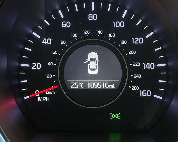 Чорний Кіа Оптіма, об'ємом двигуна 2.36 л та пробігом 175 тис. км за 8600 $, фото 9 на Automoto.ua