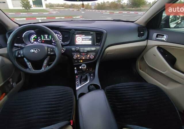 Черный Киа Оптима, объемом двигателя 2.36 л и пробегом 182 тыс. км за 11300 $, фото 13 на Automoto.ua