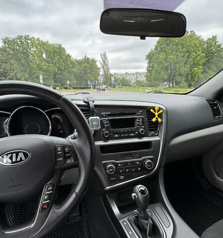 Чорний Кіа Оптіма, об'ємом двигуна 2.4 л та пробігом 120 тис. км за 9000 $, фото 6 на Automoto.ua