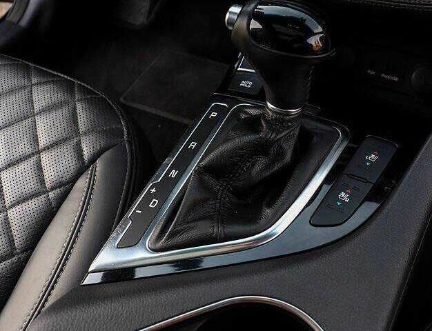 Черный Киа Оптима, объемом двигателя 2 л и пробегом 74 тыс. км за 5800 $, фото 13 на Automoto.ua