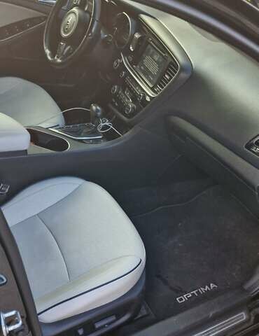 Чорний Кіа Оптіма, об'ємом двигуна 2.4 л та пробігом 170 тис. км за 8700 $, фото 3 на Automoto.ua