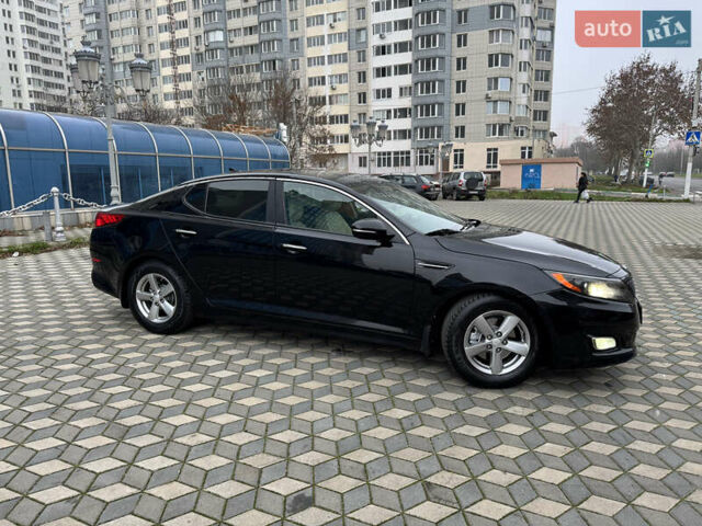 Черный Киа Оптима, объемом двигателя 2.36 л и пробегом 130 тыс. км за 11000 $, фото 3 на Automoto.ua