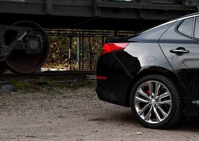 Черный Киа Оптима, объемом двигателя 2 л и пробегом 74 тыс. км за 5800 $, фото 9 на Automoto.ua