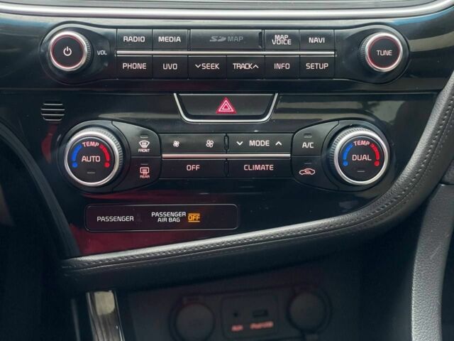 Черный Киа Оптима, объемом двигателя 2.4 л и пробегом 208 тыс. км за 9500 $, фото 11 на Automoto.ua