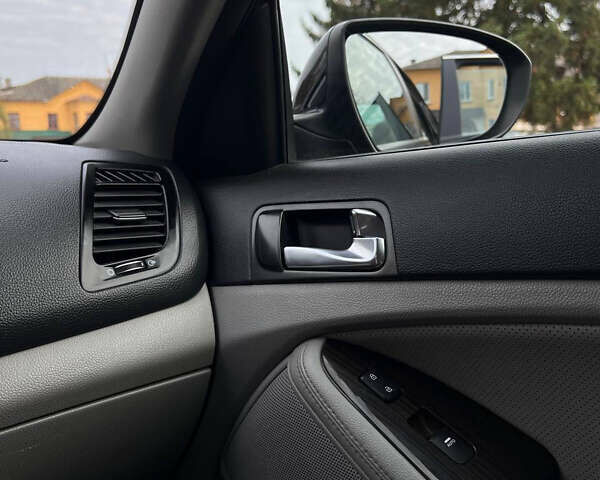 Кіа Оптіма 2014 у Ватутіне на Automoto.ua Чорний Кіа Оптіма, об'ємом двигуна 2.4 л та пробігом 180 тис. км за 9500 $, фото 49 на Automoto.ua