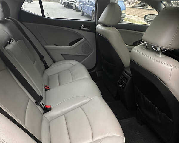 Черный Киа Оптима, объемом двигателя 2.4 л и пробегом 127 тыс. км за 10600 $, фото 9 на Automoto.ua