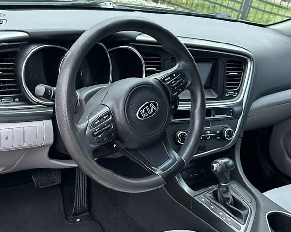 Черный Киа Оптима, объемом двигателя 2.4 л и пробегом 163 тыс. км за 8150 $, фото 14 на Automoto.ua