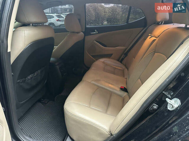 Черный Киа Оптима, объемом двигателя 2.4 л и пробегом 150 тыс. км за 9700 $, фото 9 на Automoto.ua