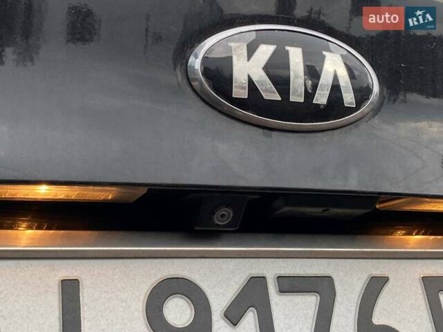 Черный Киа Оптима, объемом двигателя 2.4 л и пробегом 193 тыс. км за 10700 $, фото 29 на Automoto.ua