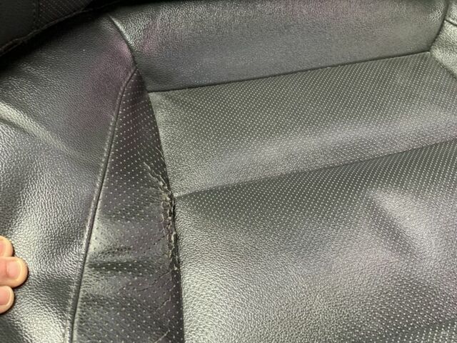 Чорний Кіа Оптіма, об'ємом двигуна 2 л та пробігом 342 тис. км за 8999 $, фото 12 на Automoto.ua