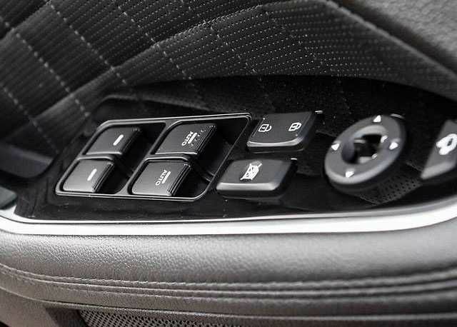 Черный Киа Оптима, объемом двигателя 2 л и пробегом 74 тыс. км за 5800 $, фото 19 на Automoto.ua