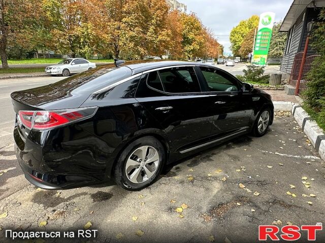 Черный Киа Оптима, объемом двигателя 2.4 л и пробегом 74 тыс. км за 11000 $, фото 6 на Automoto.ua