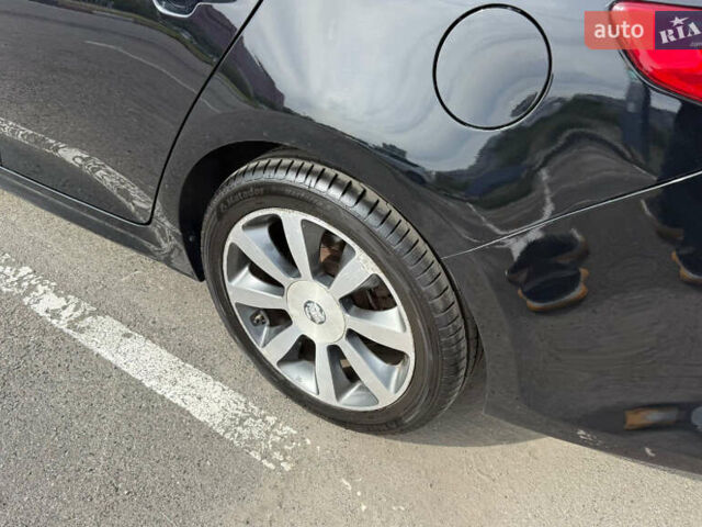 Чорний Кіа Оптіма, об'ємом двигуна 2.36 л та пробігом 98 тис. км за 10700 $, фото 4 на Automoto.ua